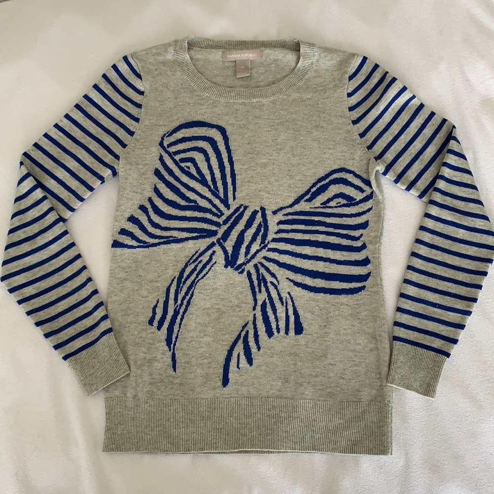 Cute blue and gray sweater from Banana